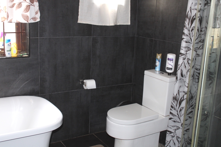 3 Bedroom Property for Sale in Graaff-Reinet Eastern Cape